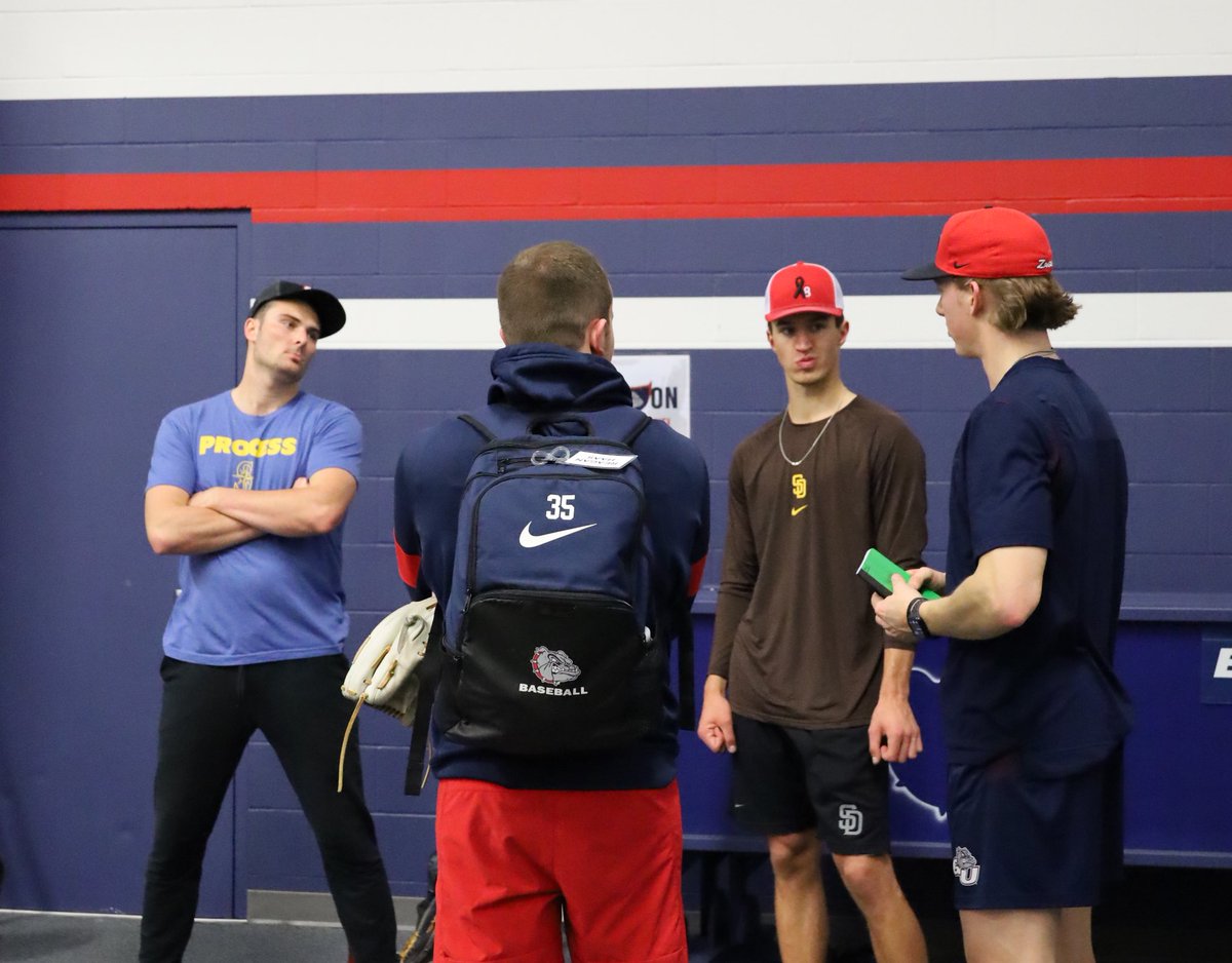 Always nice to have some #ProZags in the building. #GDTBAZ