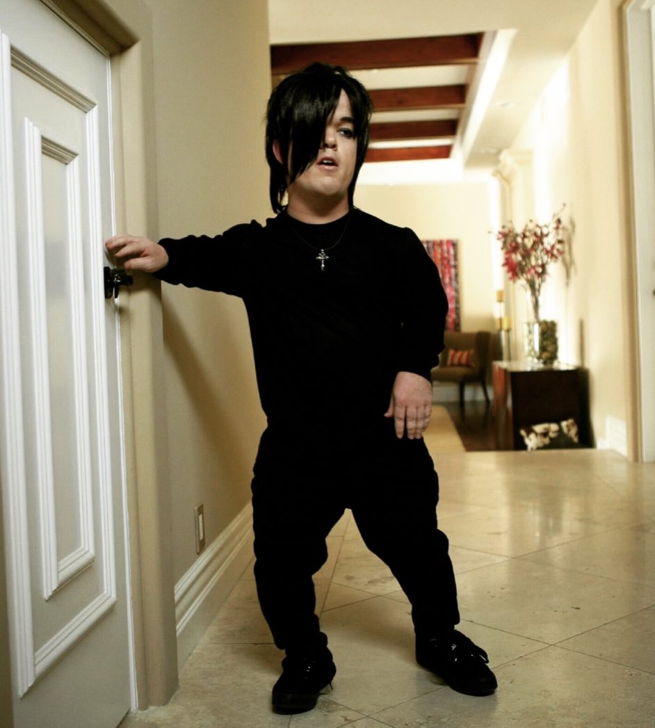 funnybrad's tweet image. 10 minutes after seeing the #WhenWeWereYoung festival lineup