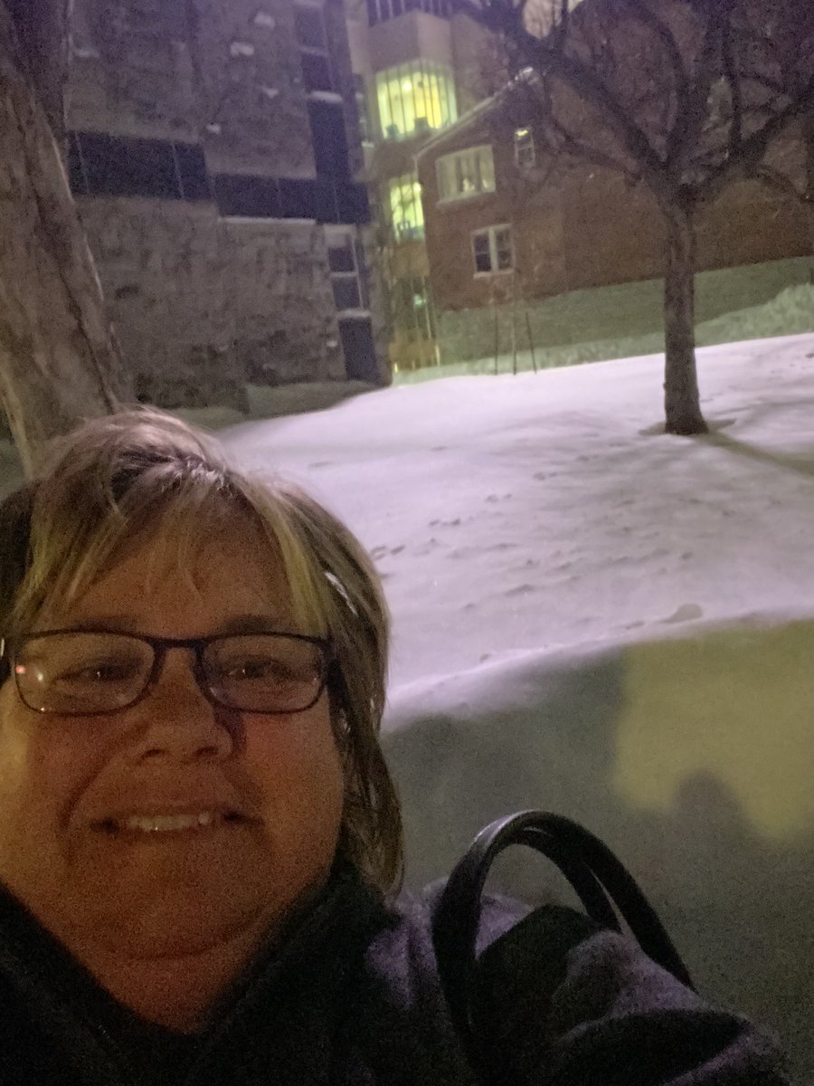 4640Latimer's tweet photo. I sat on your bench! @KTerna but I suck at selfies!! https://t.co/Z3Du0d5zcP