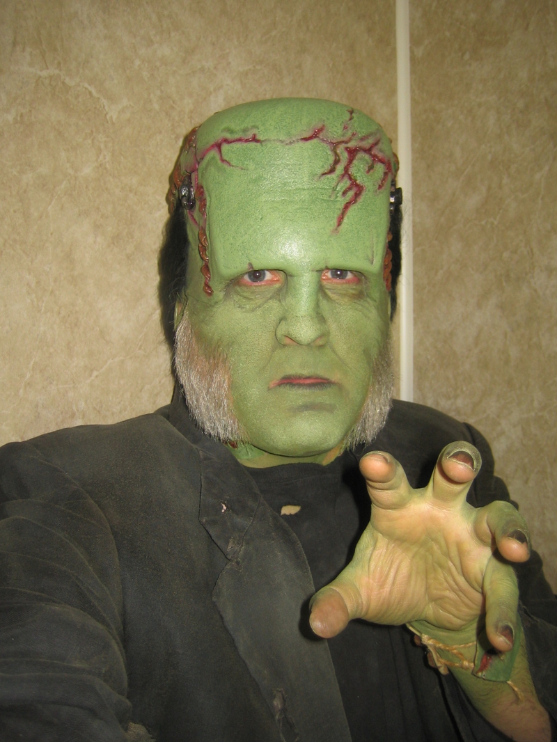 Happy Birthday to Daniel Roebuck! 