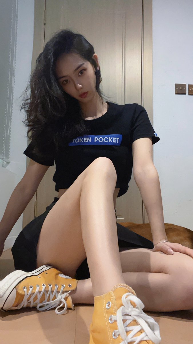 sukicao2's tweet photo. 【抽奖送福利】谢谢BB们的支持❤️SuKi✖️TokenPocket✖️Transit大家送福利啦！不用肝白名单！我们直接送NFT！
1️⃣关注我+@TokenPocket_TP +@TransitFinance
2️⃣转发并@三位好友 
3️⃣点赞本条推文
1月20日下午1点抽5位小朋友送Transit的NFT头像！！！
#NFT #TokenPocket #钱包 #Crypto https://t.co/8S48sDxBCB