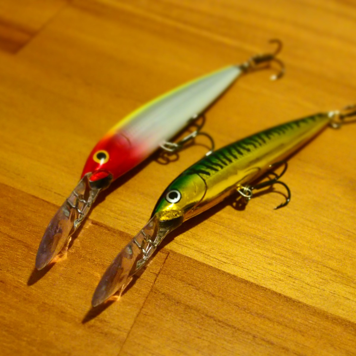 Rapala ラパラ ジャパン株式会社 Down Deep Husky Jerk ダウンディープハスキージャーク ロッドで軽くトゥイッチを入れてラインテンションを抜いた時のキックバックアクションが効果抜群です 一度お試しください ラパラ ラパラジャパン ダウン