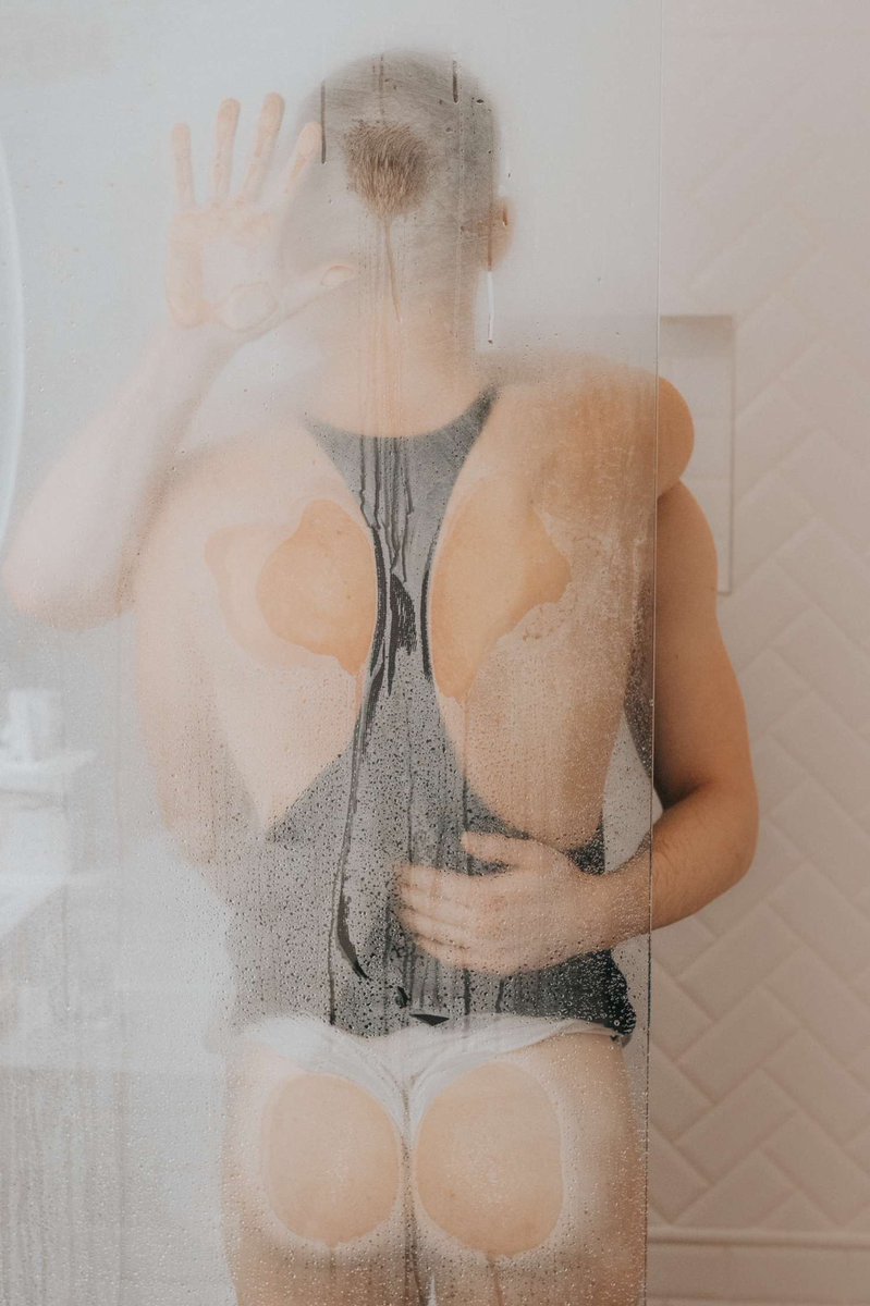 The_WadeKing's tweet photo. Sometimes even I forget I have an OnlyFans.😅 Link is in the bio of you interested.🤔 #onlyfans #memory #gay #ShowerThoughts https://t.co/SeGd8R0YWu