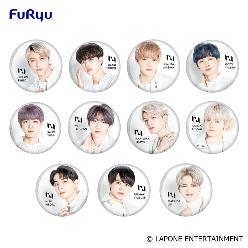 INI BIG缶バッジ&INI パスケース登場 缶バッジは15センチのビッグ