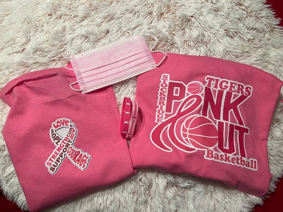 HENRYCOUNTYHOOP's tweet photo. Please join us Friday night Jan 21th at 6pm (boys at 7:30) as we take on Dutchtown High on Cancer Awareness Night. Contact @StockbridgeBall @SHSTigers4real https://t.co/KM60uSnUtx