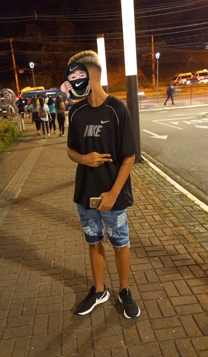 th_olv7's tweet photo. 1.6 🥳 / emoji no rosto ( no cap ) https://t.co/CwW9Zts2Qd