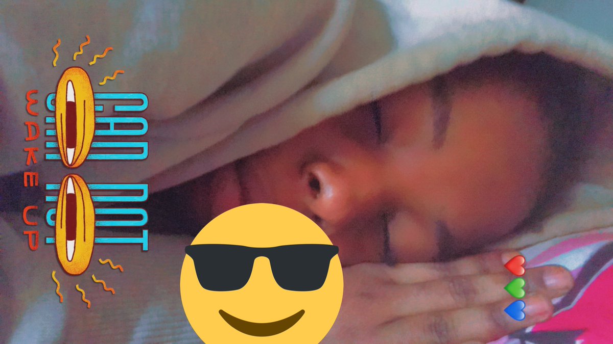 hafsaatuh's tweet photo. When you refuse to attend d morning lectures 😎😎 yawwwa marlians 💃 https://t.co/DDD9GpHmCr