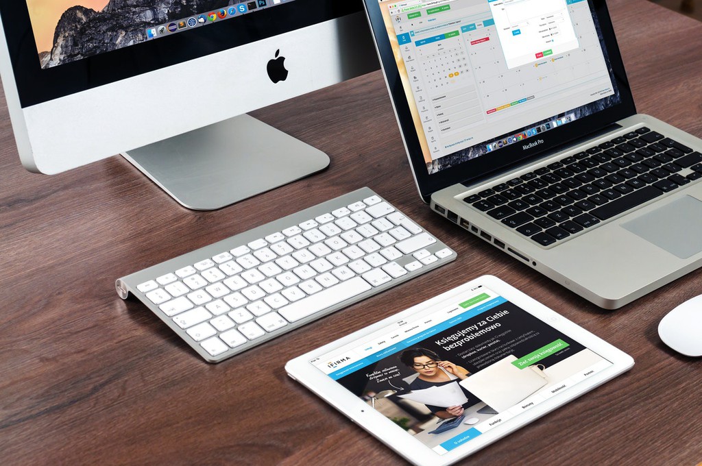 _tmahdy's tweet photo. For starters, there are real web designers and there are fake web designers.
Read the full article: Web graphic design: 6 important tips that will help you stand out.
▸ https://t.co/XDOVeaUS2o
#WebGraphicDesign #EasilyDigestibleContent #EasilyNavigable #ClutterFree https://t.co/1JtAIImRoB
