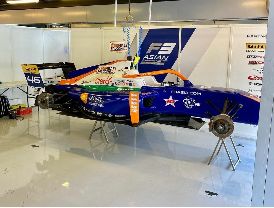 MumbaiFalcons's tweet photo. Are you Ready ?!? 

#FormulaRegional 
#Asia #India #Mumbai 
#MumbaiFalcons 
#RacingToTheFuture 
#ForTheLoveOfRacing 
#Prema #PremaTeam #PremaPowerTeam https://t.co/FHEivPm9mb