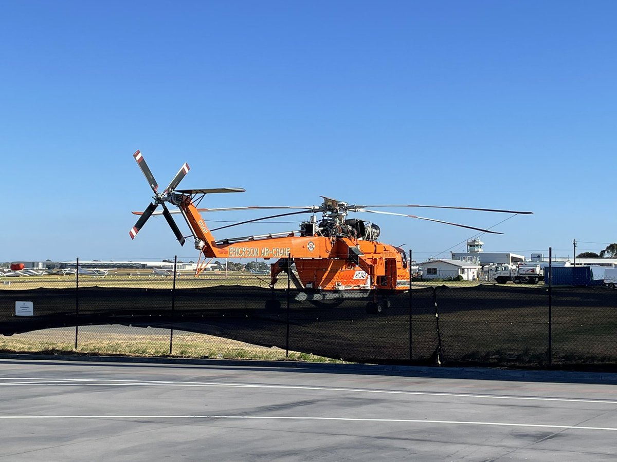 vk3ehg's tweet photo. #YMMB ใซ็ใใใใชใใใใใๅฎๆฉ่ฆใใฎใฏๅใใฆใใใ#Sikorsky S-64ใ ใใญใ https://t.co/ZnCaMU4Xiq
