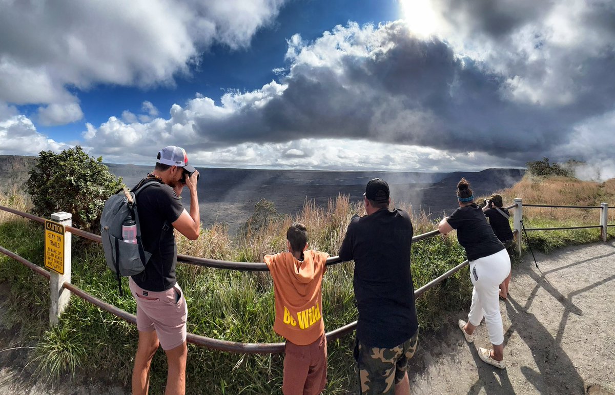 captainatv1's tweet photo. Did you know volcanos 🌋 help cool the Earth 🌎? They really do! Volcanoes help in the cooling of the Earth 🌏 by removing interior heat! How cool it that or should we say how hot is that!? One of our favorite places to visit when on the Big Island is @hawaiivolcNP 🌋! https://t.co/vENtkho9j3