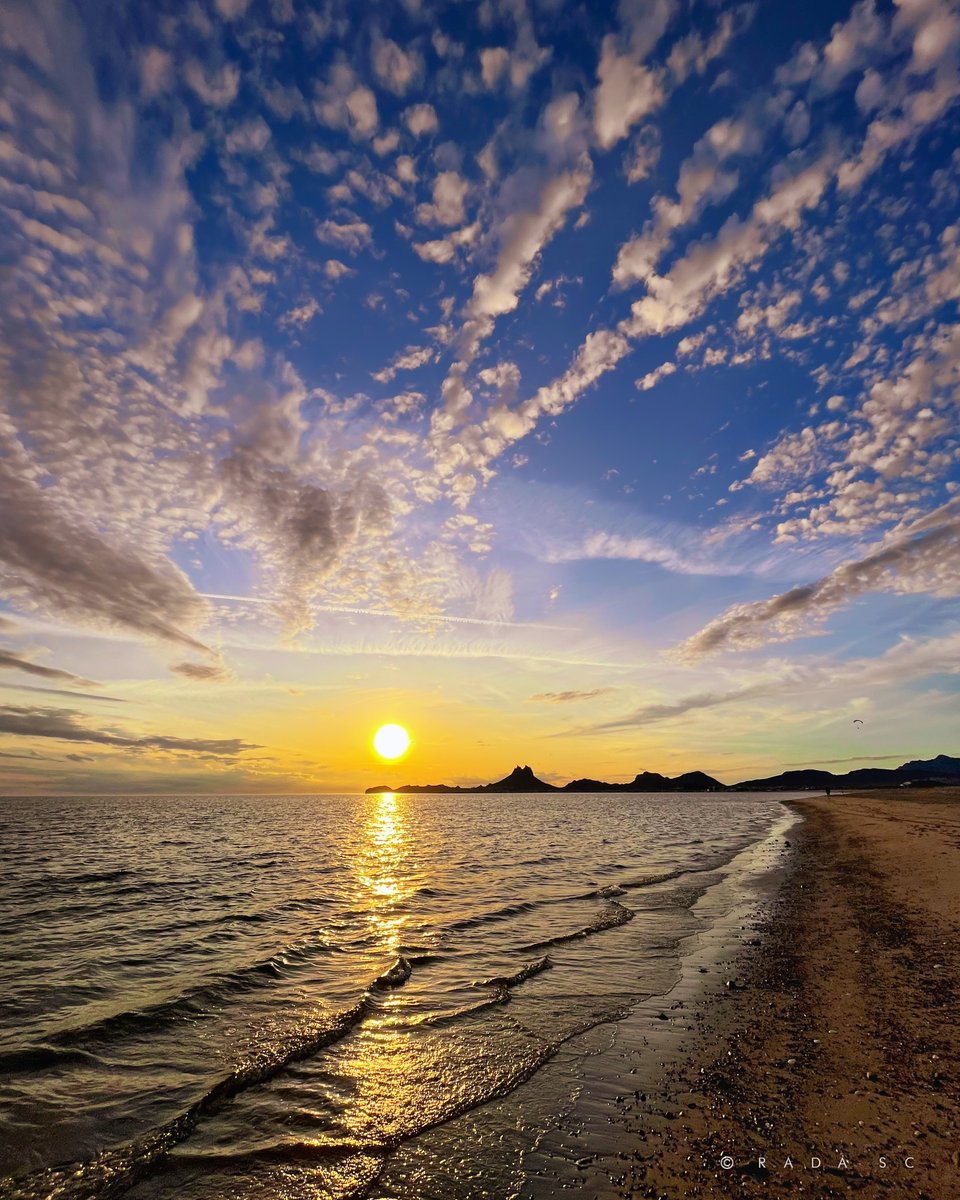 Rada_SC's tweet photo. La puesta del sol, hoy en San Carlos, Sonora. https://t.co/Dlahh3nu9K