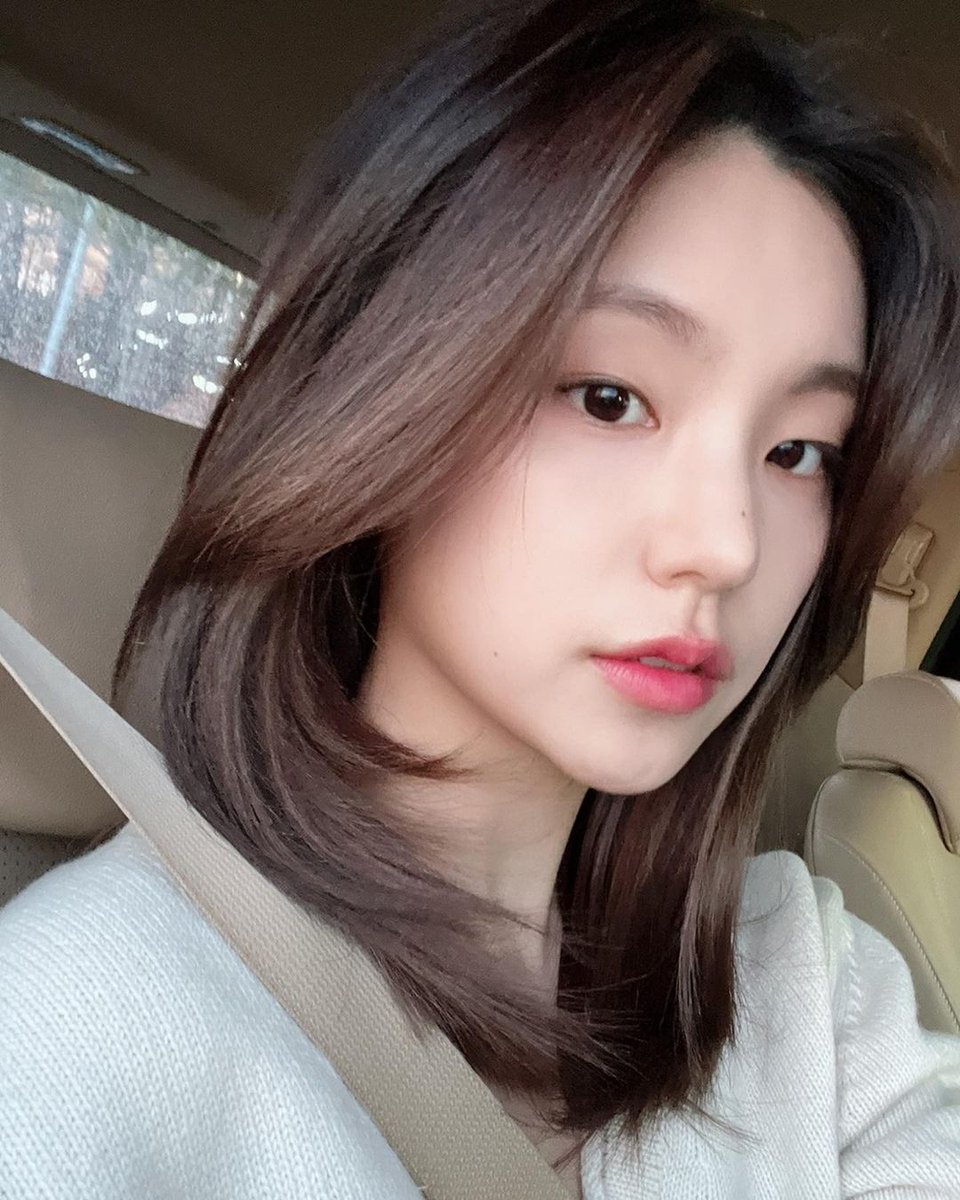 오랜만이야💇‍♀️🖤

#ITZY #있지 #MIDZY #믿지 #CRAZYINLOVE #LOCO
#ITZYComeback #예지 #Yeji