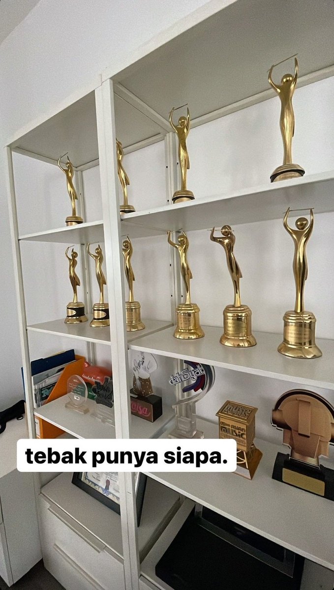 CAT•D•𝐒𝐍✨ (@mio_the_cat) on Twitter photo 