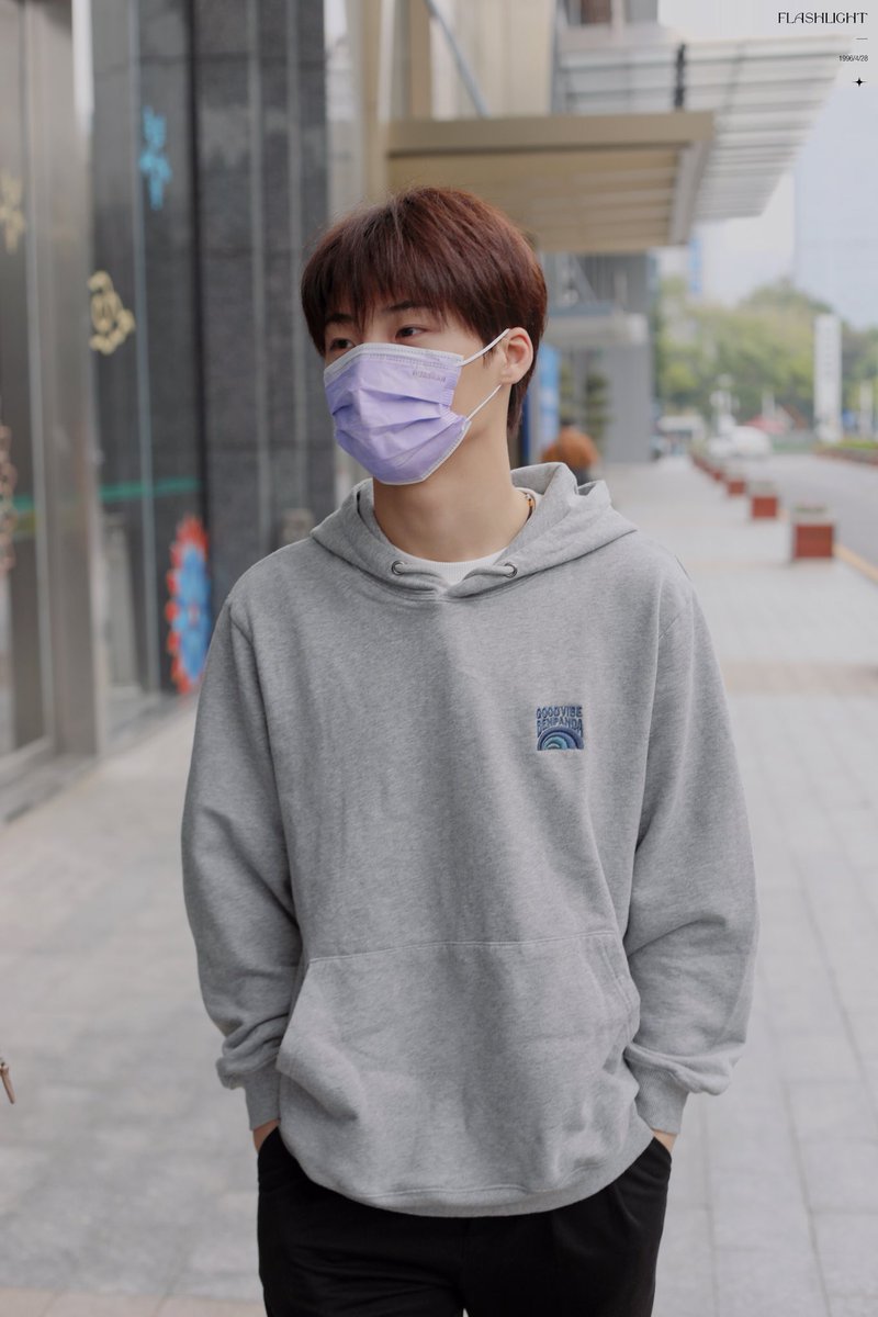 _Flashlight___'s tweet image. #YuGengyin #俞更寅 

2022/1/13

HD 4P
 
@yugengyin_0428