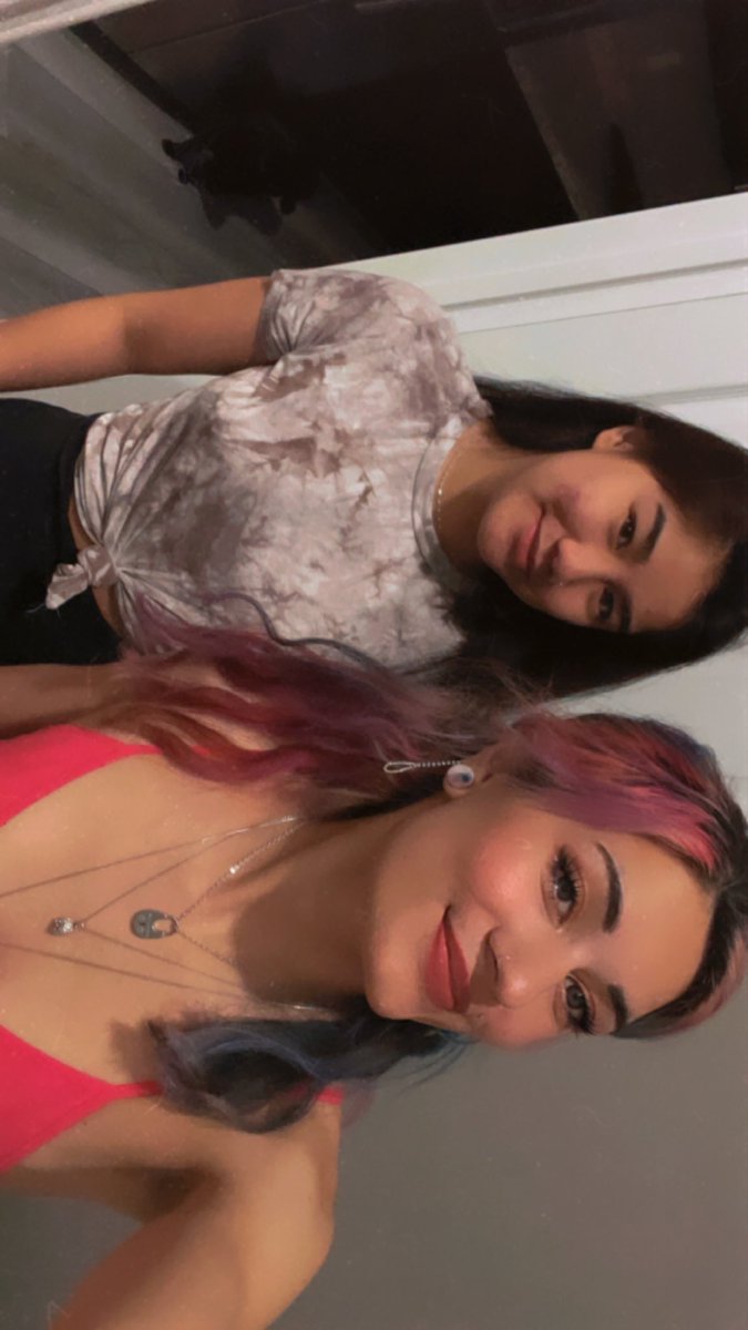 vanillaagypsyy's tweet photo. @awwitsjuliaaa17 cutie , ily forever https://t.co/V1ItUGiqzC