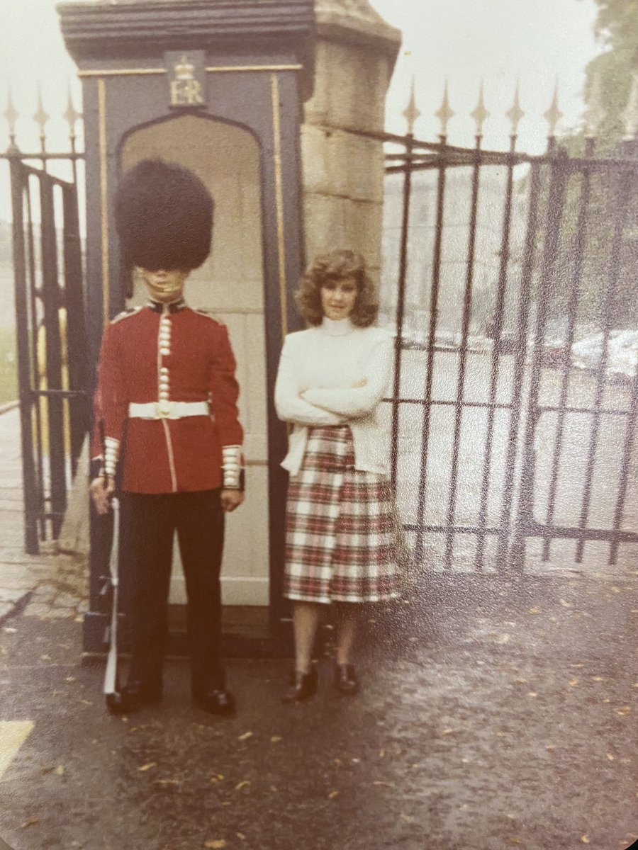 reginagugo's tweet photo. Ok, pero mi mamá 😍 https://t.co/R4Z0FjvKek