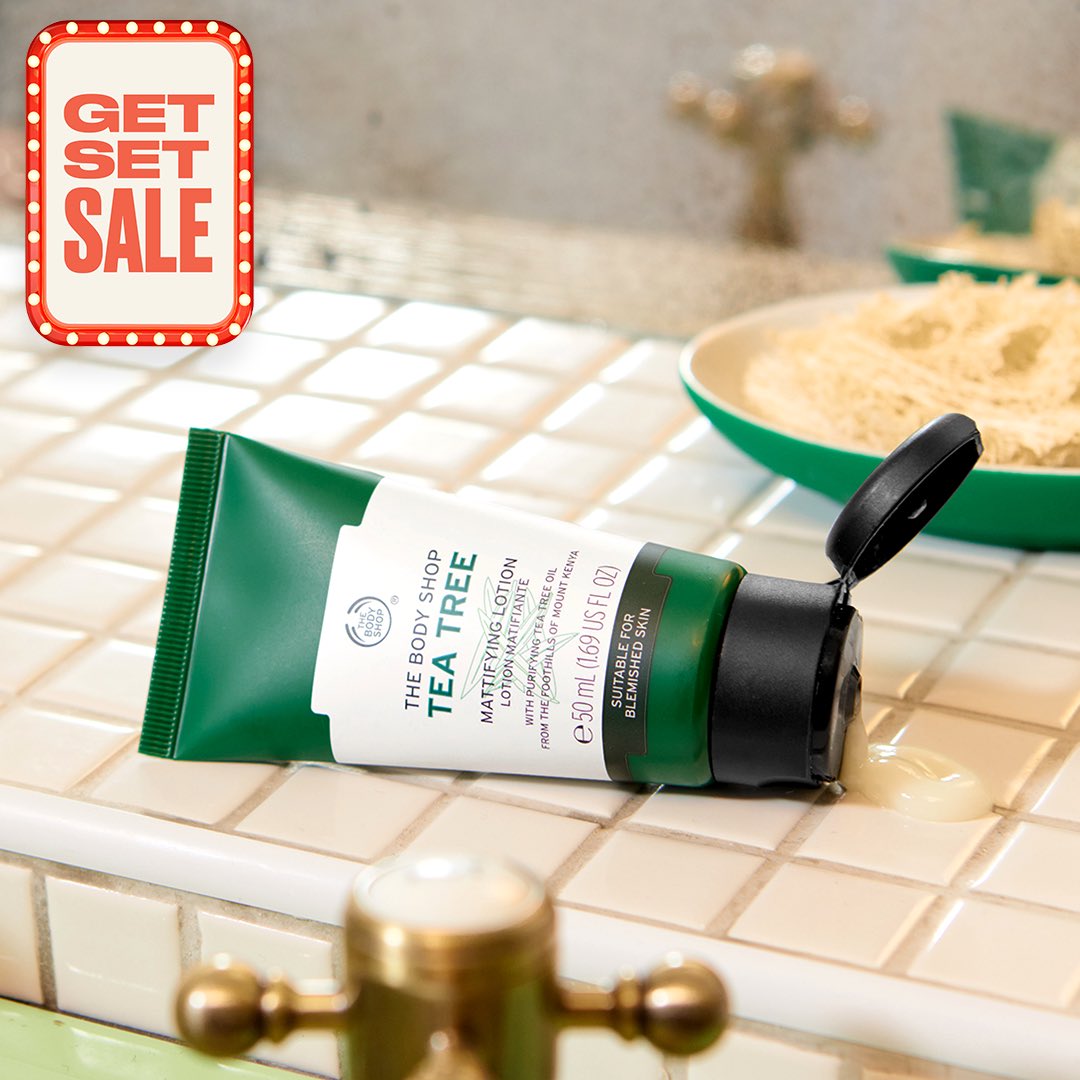 TheBodyShopIND's tweet photo. Worried about blemished skin? Tea Tree Mattifying Lotion is infused with organic pure tea tree oil to give you hydrated skin. For a matte and non-greasy finish, use this daily.
You can also get 25% OFF 2999 with our #GetSetSale! Start shopping!
#TBSInd #Sale #Offer #Discount https://t.co/mv2D4X4BjD