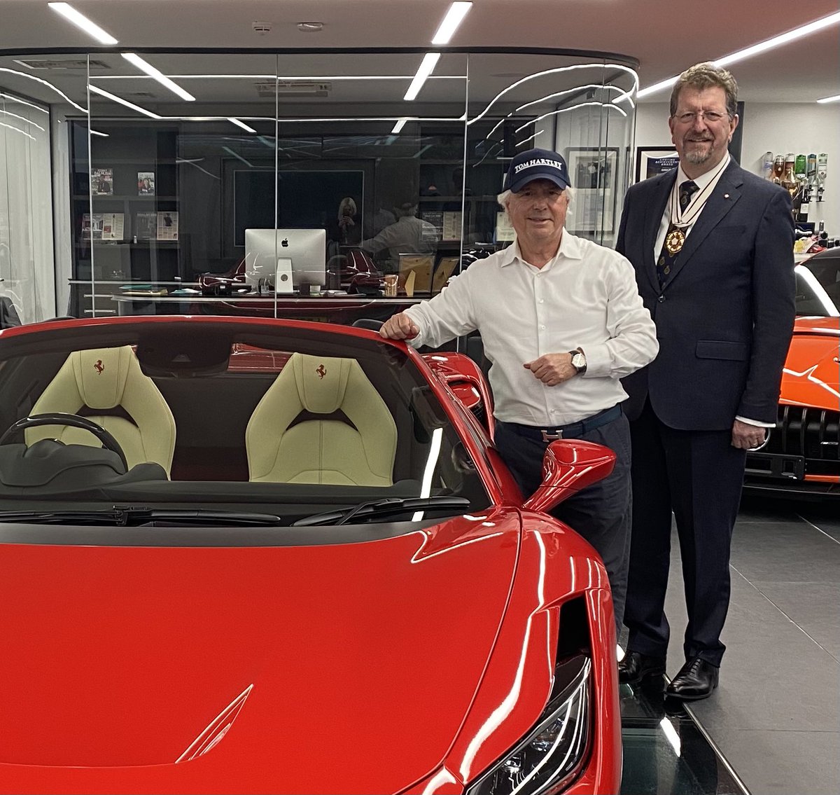 tomhartleycars's tweet photo. We where delighted to have a visit yesterday from
CBE Deputy Lord Lieutenant Of Derbyshire, he told me he enjoyed his tour of The HartleyEstate .
#thedealmakers
#iconc
#FamilyBusiness
#thehartleyestate https://t.co/bYCHfWaIsd