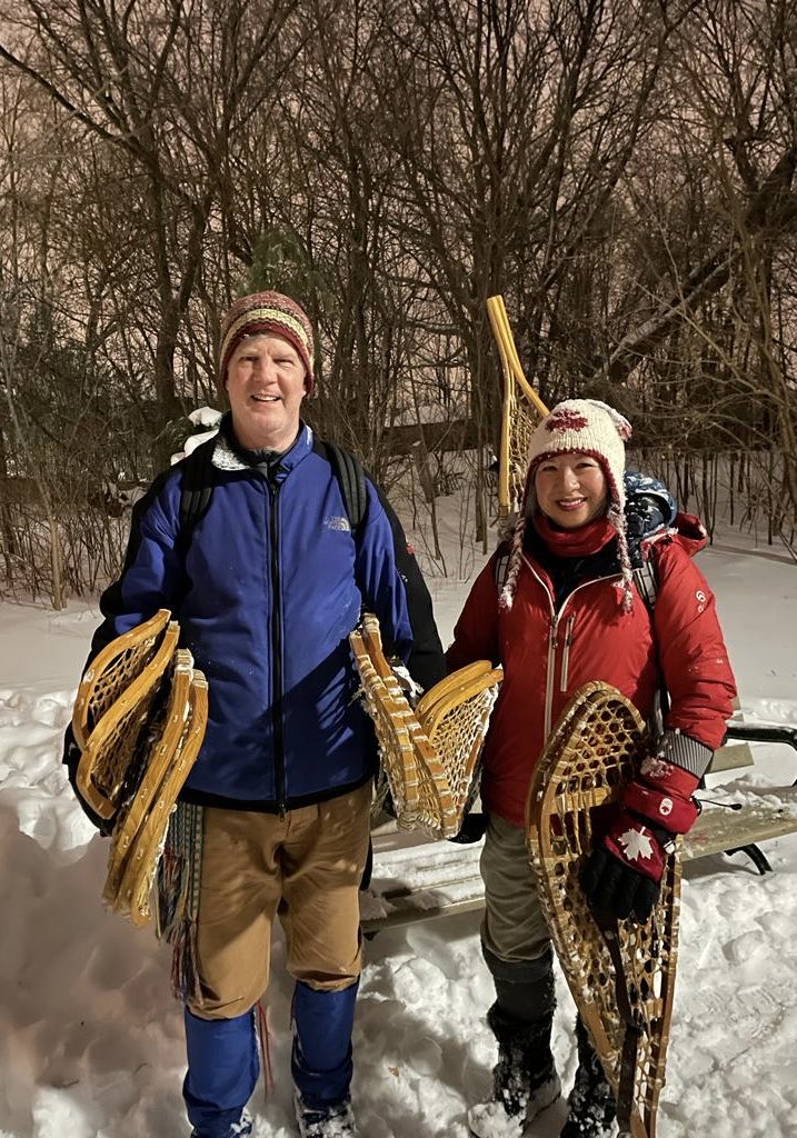 MsJulieChan's tweet photo. What to do with a great big snowfall? Go snowshoeing in the city. ⁦@tosnowshoe⁩ ⁦@TorontoRavines⁩ https://t.co/LOloGPN4fe