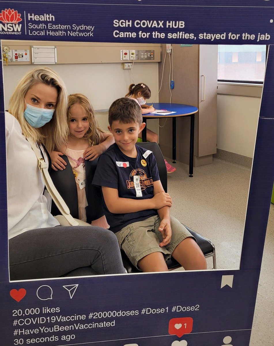 lucindamorris23's tweet photo. #Dose1 done, no tears, just smiles!
All thanks to the incredibly kind & compassionate care from nurses & admin staff to all the kids coming thru for #COVID19Vaccine... you guys were AMAZING
Thank you @SEastSydHealth St George Vaccination Hub for making it so easy ππ π https://t.co/ZDalPSfy5E