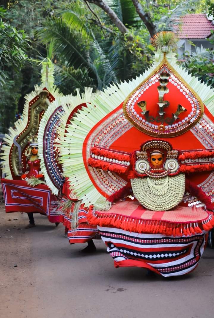 Deepakof78's tweet photo. #ThaiPooyam at my wife's place at #Malappuram, #Kerala
#Theyyam #Thira #Poothan https://t.co/Dinou8Rabt