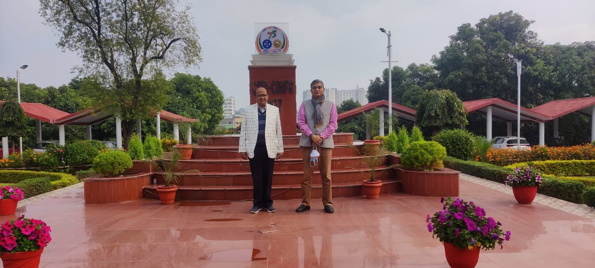 SBasuIITD's tweet photo. Taken over Dir., CIMFR (add. charge) along with Dir., IMMT BBSR. One of the best CSIR Lab in terms of ECF generation. Visited all the Research Groups - extra ordinary facilities. @csirimmt @CIMFR_CSIR @CSIR_IND @dgcsirIndia @PIB_India @DrJitendraSingh @CoalMinistry @MinesMinIndia https://t.co/fR4YmtBIm1