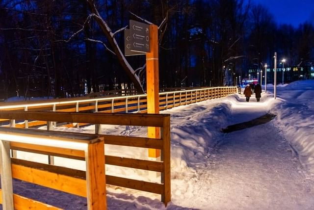 minblagmo's tweet photo. В Истре прошла реконструкция Городского парка культуры и отдыха в рамках нацпроекта #жильеигородскаясреда. Благоустройство затронуло пешеходную зону вдоль набережной реки Истры от железнодорожной станции Истра до Воскресенского Ново-Иерусалимского монастыря. https://t.co/MpuU2jhXjW