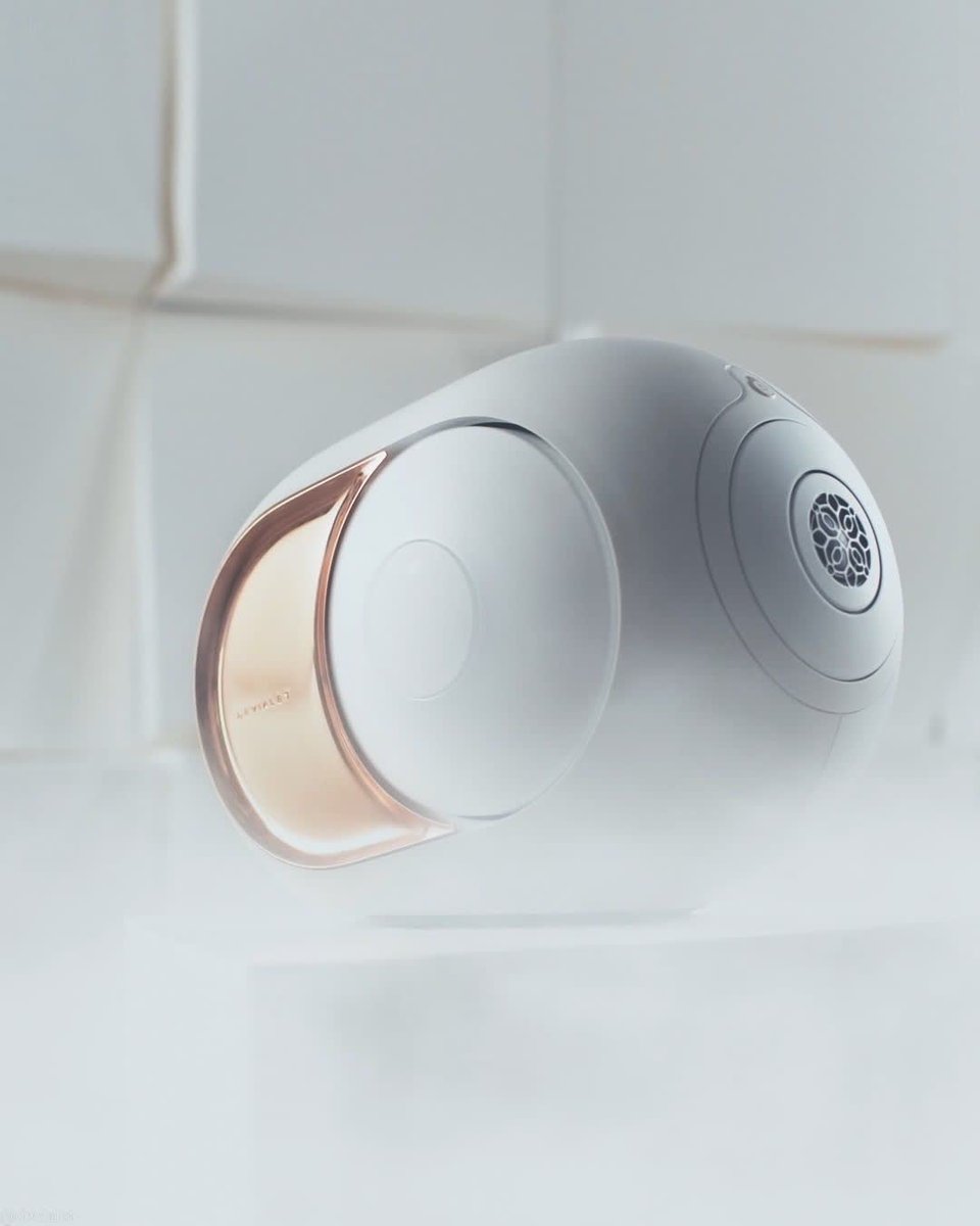 It’s like the mist just lifted. Listening wirelessly? Phantom I delivers new levels of clarity. There’s no distortion, saturation or background noise on the horizon—just blissfully pure sound. #Devialet #PhantomI #MomentOfClarity #PureSound #BeforeAndAfter #NewPerspective