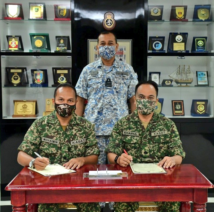 KD SULTAN IDRIS I tweet media