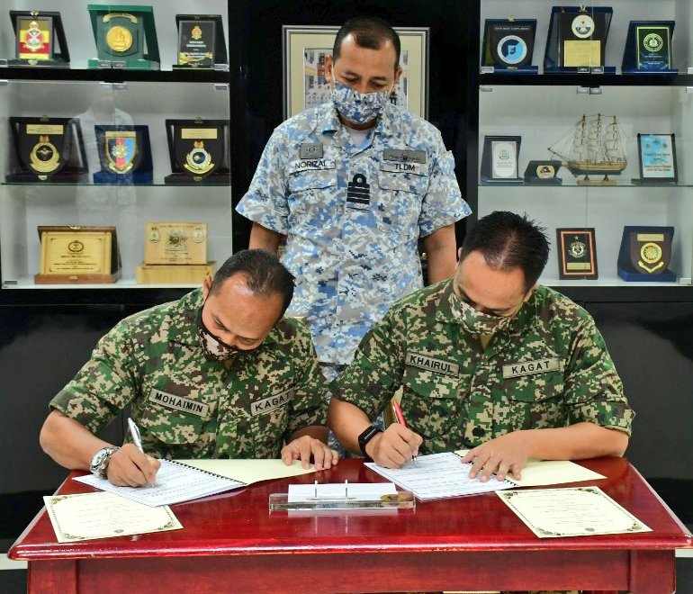 KD SULTAN IDRIS I tweet media