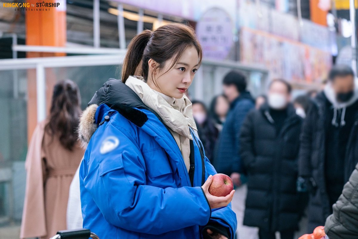 sjh_hyun's tweet photo. Anyways , I am happy that we got many photos πβ€οΈ
#ShowWindowFinalEp
#ShowWindow
#ShowWindowTheQueensHouse
#μΌμλ #μΌμλμ¬μμμ§
#JeonSoMin #μ μλ―Ό https://t.co/8HUxdyxaTI