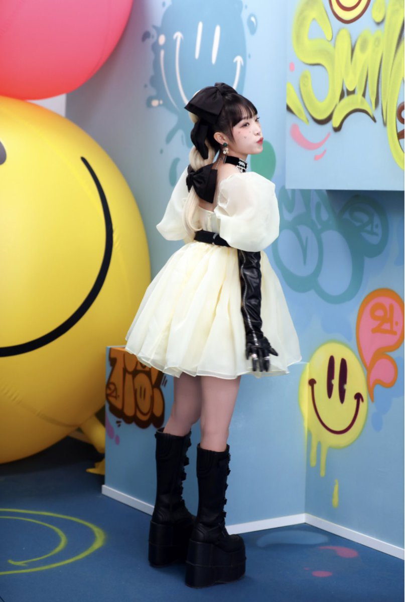 ____izyew's tweet photo. ソロデビューおめでと߹ㅁ߹)♥︎ https://t.co/SJZmSwa6Nk