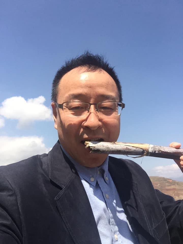 matsudaqin's tweet photo. 快过年了，想起了儿时的甜蜜蜜…… https://t.co/7m9VgpIcBP