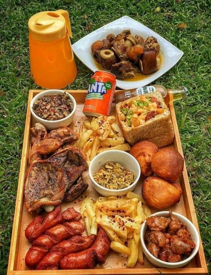 KingVeeStapia's tweet photo. Remove one thing from this plate
#beerbuffetfest https://t.co/FxA92wiuKe