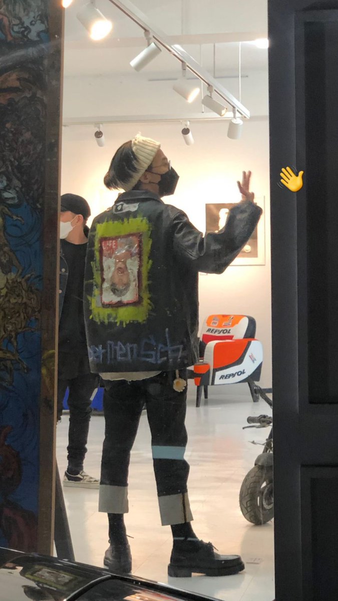 huriruGD88's tweet photo. Übermensch (위버멘쉬, 초인)
: 자기 자신을 극복하는 존재.
매 순간 삶에서 더 큰 이상과 가치실현을 위해 정진하는 사람으로 현재 나를 둘러싼 상황과 운명을 기꺼이 받아들이고, 이를 극복하기 위해 끊임없이 노력하는 사람. https://t.co/vPuavWLceV
