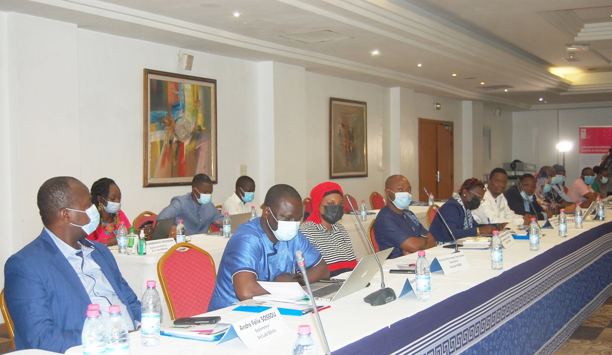 PNUDBenin's tweet image. Rencontre annuelle des Laboratoires d’Accélération #AccLab des pays francophones de @UNDPAfrica du 18 au 20 /01/2022 à Cotonou. Trois jours d’échanges et de partages d’expériences dans un contexte de crise sanitaire et de défis multiformes #Innov4dev