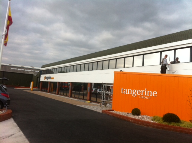 Lustalux_Ltd's tweet image. How effective is solar window film in reducing glare?
It will reduce glare by up to 95% making it easier to see computer screens, whiteboards and TV screens. Think of it as sunglasses for your windows.
#wedowindowfilm #solarcontrol #solarglare