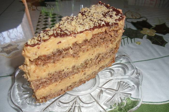 KARAMEL TORTA: Prekrasna i veoma ukusna, a vrlo jednostavna za pripremu
mojakuhinja.net/2021/12/karame… #mojakuhinja