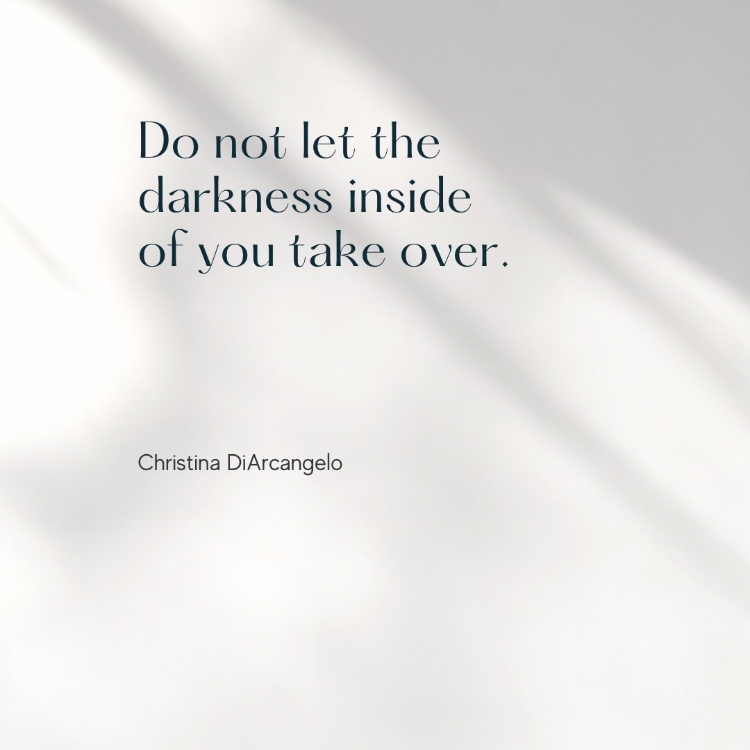 “Do not let the darkness inside of you take over.” 🤍 Christina DiArcangelo

#womensupportingwomen #womeninbiz  #womenfounders #authorsofinstagram #author #publisher  #iamchristinadiarcangelopodcastshow #mentalhealth  #podcast