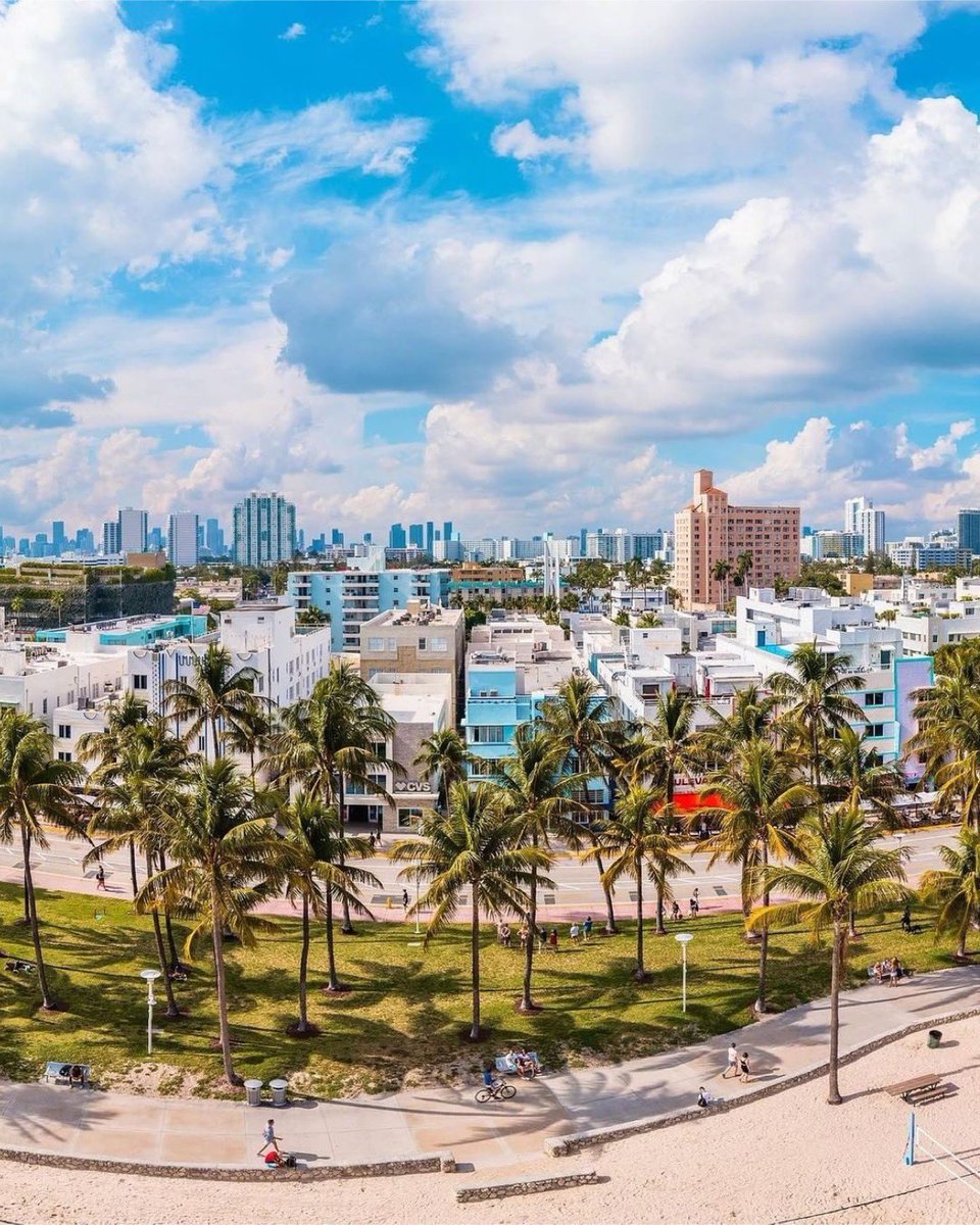 We couldn’t agree more.. #artdeco #art #aroundthepelican 

Repost from @themiamiguide
•
Miami is a vibe 🌴✨ 
Can you Imagine Miami Beach without Art Deco…
🎶💃🎷📻
📸 @o.malikoff 
#miamivibes #artdecoarchitecture #miami #oceandrivemiami #miamibeachlife #miamibeachflorida