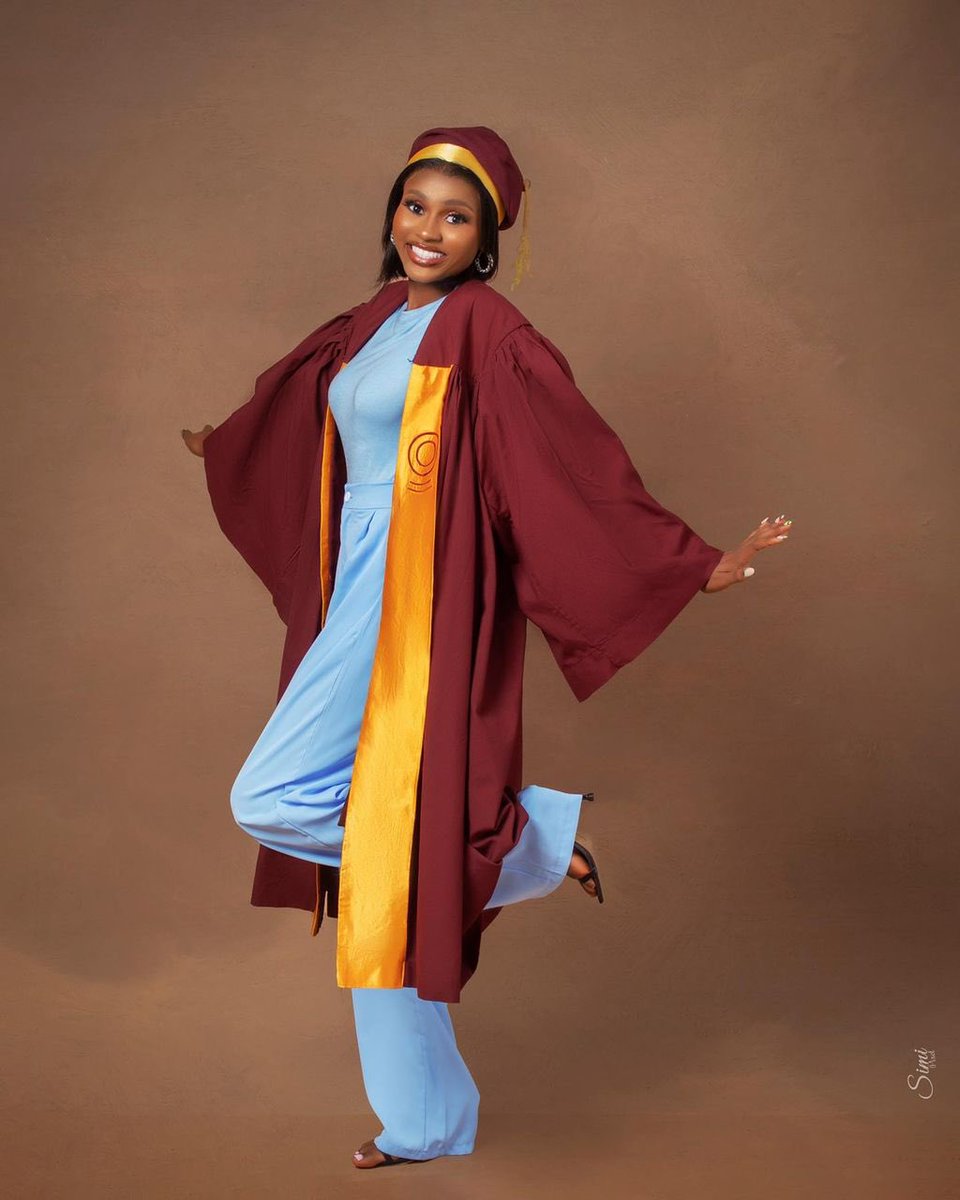 Natural_Wine_'s tweet photo. Congratulations Ashabi🥺❤️
I’m so proud of you girl❤️ https://t.co/YLY3Ux4Mk0