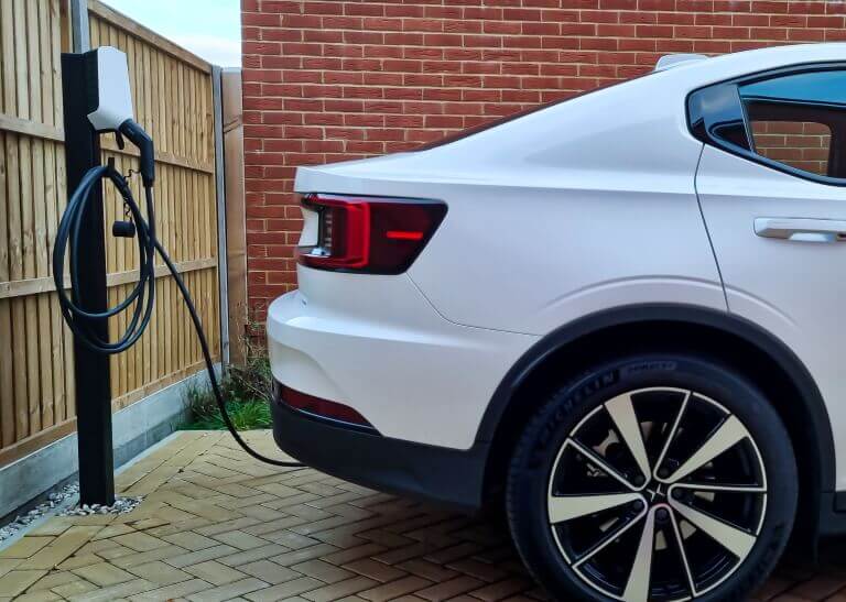 TopCharger's tweet photo. Looking for an EV charger? Check out our complete beginner’s guide to choosing an EV charger!
https://t.co/M2oU9jebYI
#evlifestyle #evcharging #chargerguide #ElectricVehicles https://t.co/xdouO1j10x