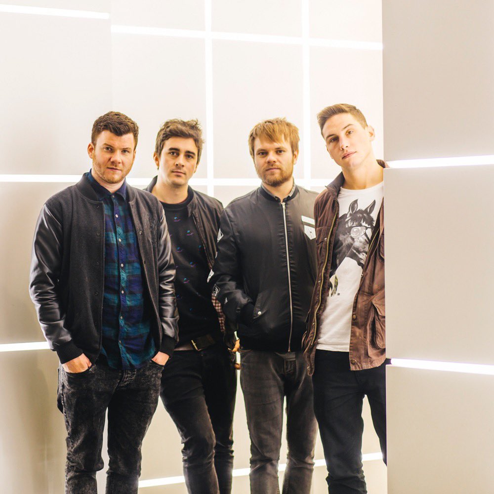 ENTERSHIKARI's tweet photo. 7 YEARS OF THE MINDSWEEP / / / / /
Happy birthday to our 4th record, released this day in 2015.

What's your favourite track from the album? 💙 https://t.co/yC7HqXPXvN