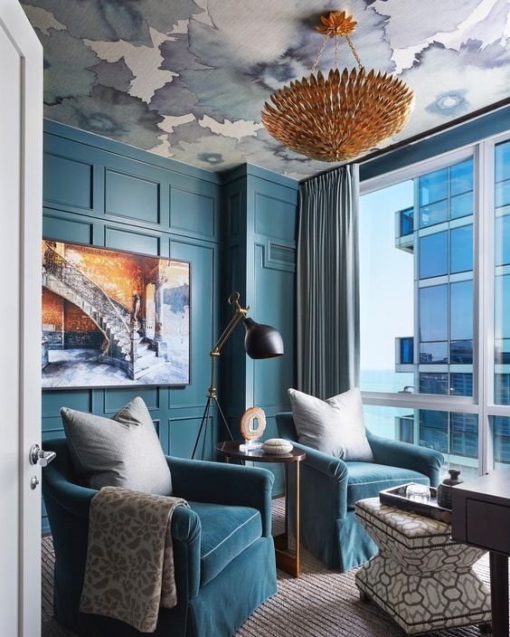 The fifth wall was not neglected in this room!! 👏🏼⁠

Project By: @jamesthomasinteriors
📸: <a href="/wrsphoto/">Willard Smith</a>

Wallpaper: @phillipjeffriesltd

#thevibrantinterior #andreaschumacherinteriordesigner #denverinteriordesigner #santabarbarainteriordesigner #palmbeachinteriordesigner