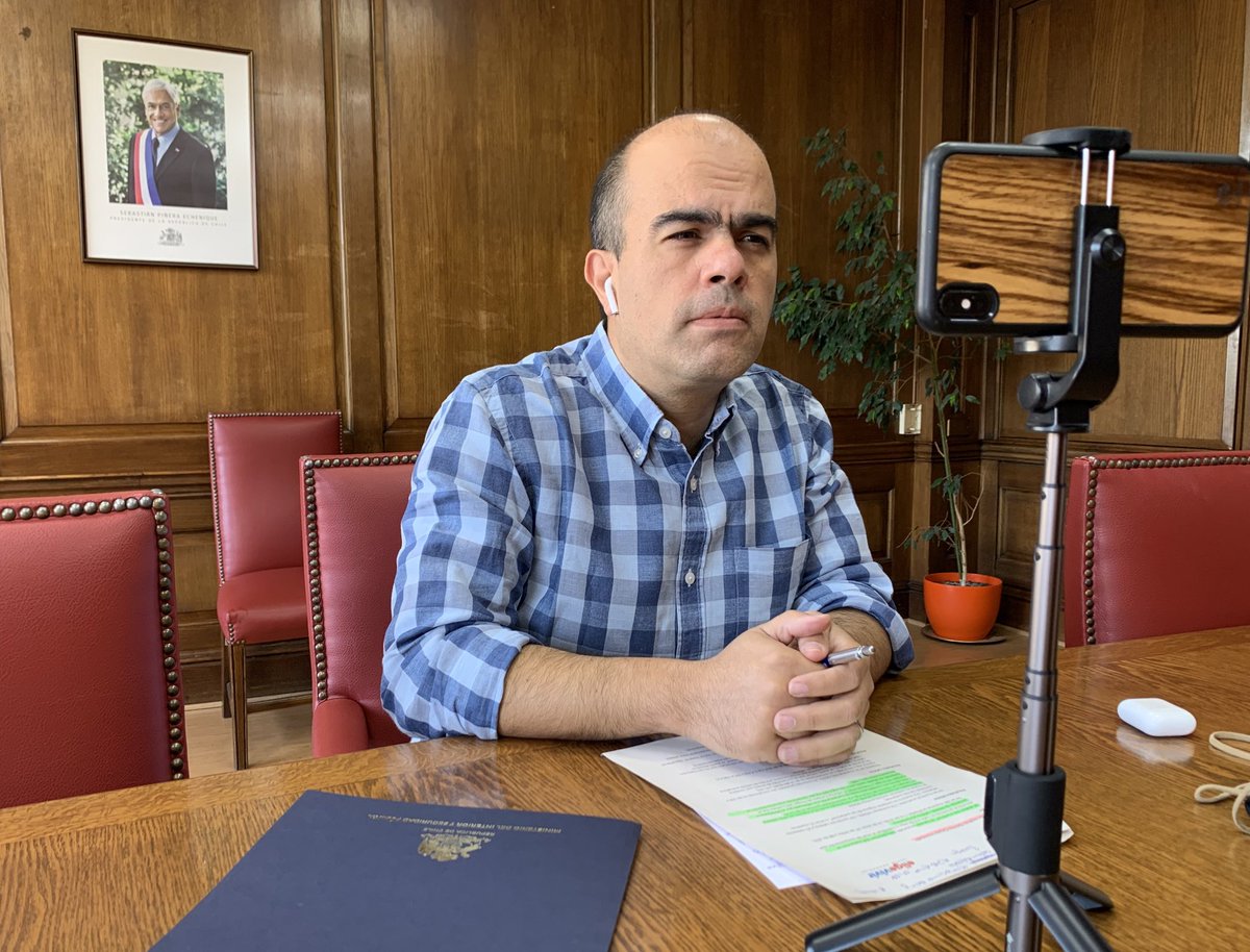 Senda_gob's tweet photo. AHORA | El Director Nacional de @Senda_gob @ccharme conversa en vivo con @MegaPlusCL respecto del lanzamiento del Observatorio Nacional de Drogas y los resultados del estudio al éxtasis. 

Mira la entrevista en ➡️ https://t.co/OzLLQE9g5W https://t.co/Dz0er9jMsB
