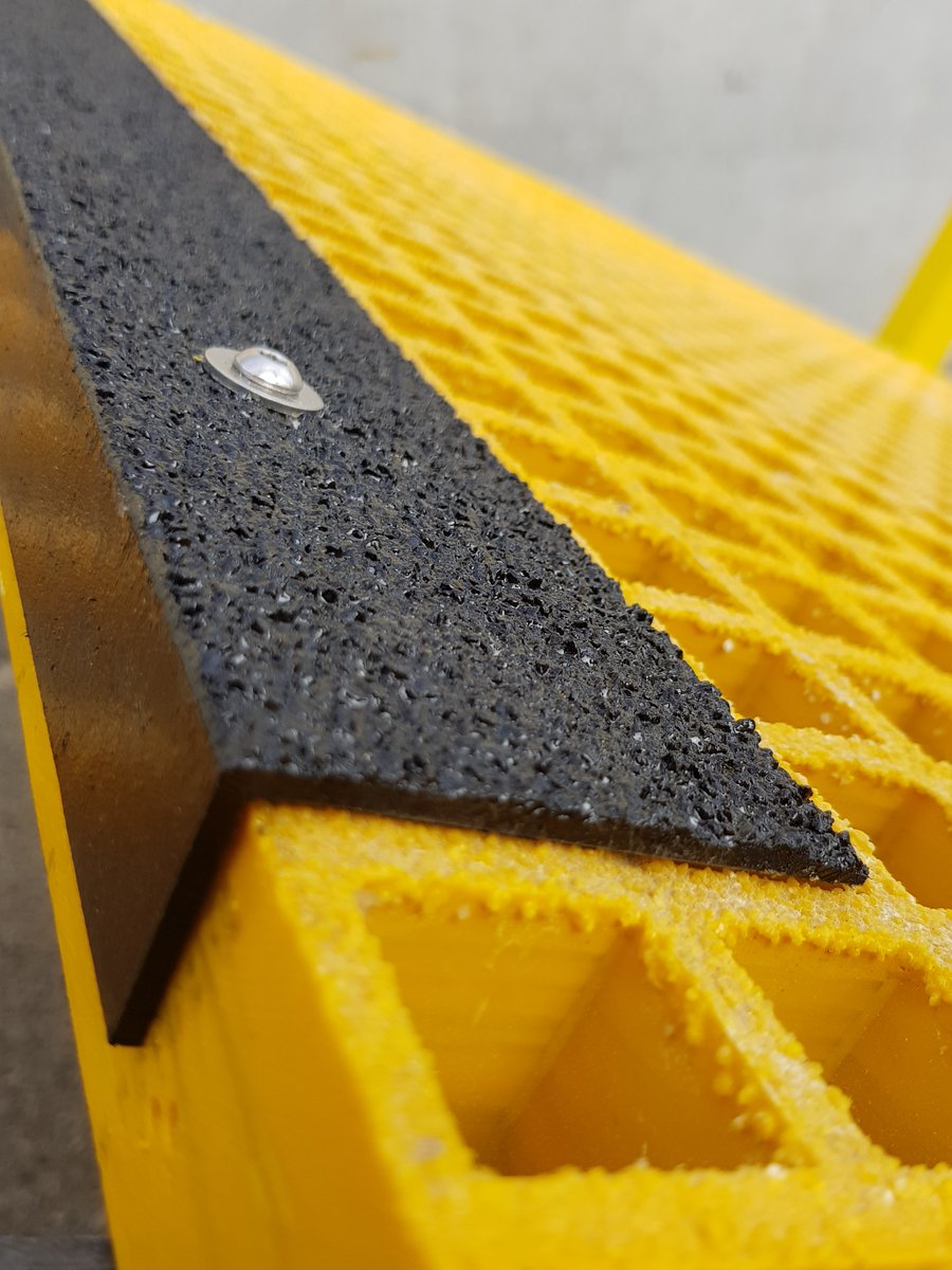 FRPEngineering's tweet image. #frp #stairnosing