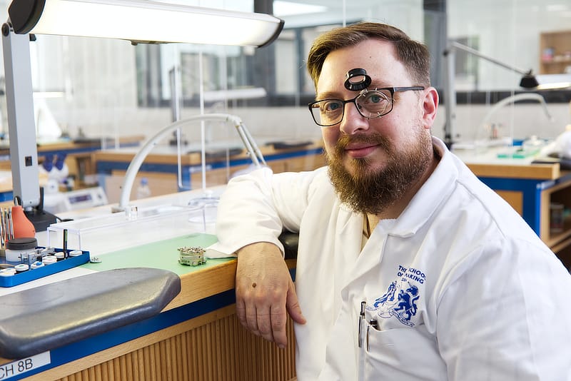 MandCoJewellers's tweet photo. And it’s hello again to Stuart! 

Many of you will know Stuart as a member of the sales team here at Martin &amp; Co, in 2021 he studied the WOSTEP 1800 course at the British School Of Watchmaking and is now busy in the workshop putting his new skills into practice.

#watchrepairs https://t.co/TQBP9YxTfK