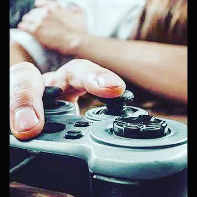 Cerchiamo di non sottovalutare , causa COVID , i continui casi di dipendenza ai video giochi o anche detta gaming disorder … che la lega Nazionale Dilettanti si muova per cercare di aprire  , in sicurezza , quanto prima le attività sportive . Se ne parla troppo poco .