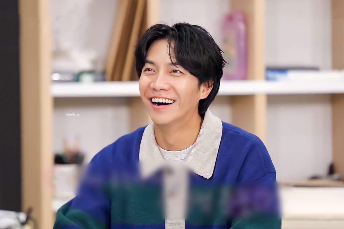 귀여운 강아지 🥺

#이승기 #leeseunggi
#집사부일체 #masterinthehouse